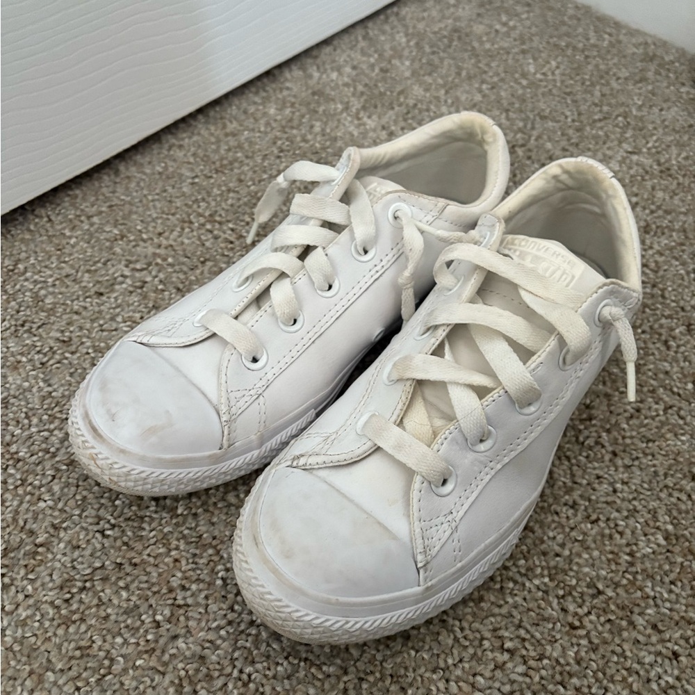 Converse Women’s White Sneakers